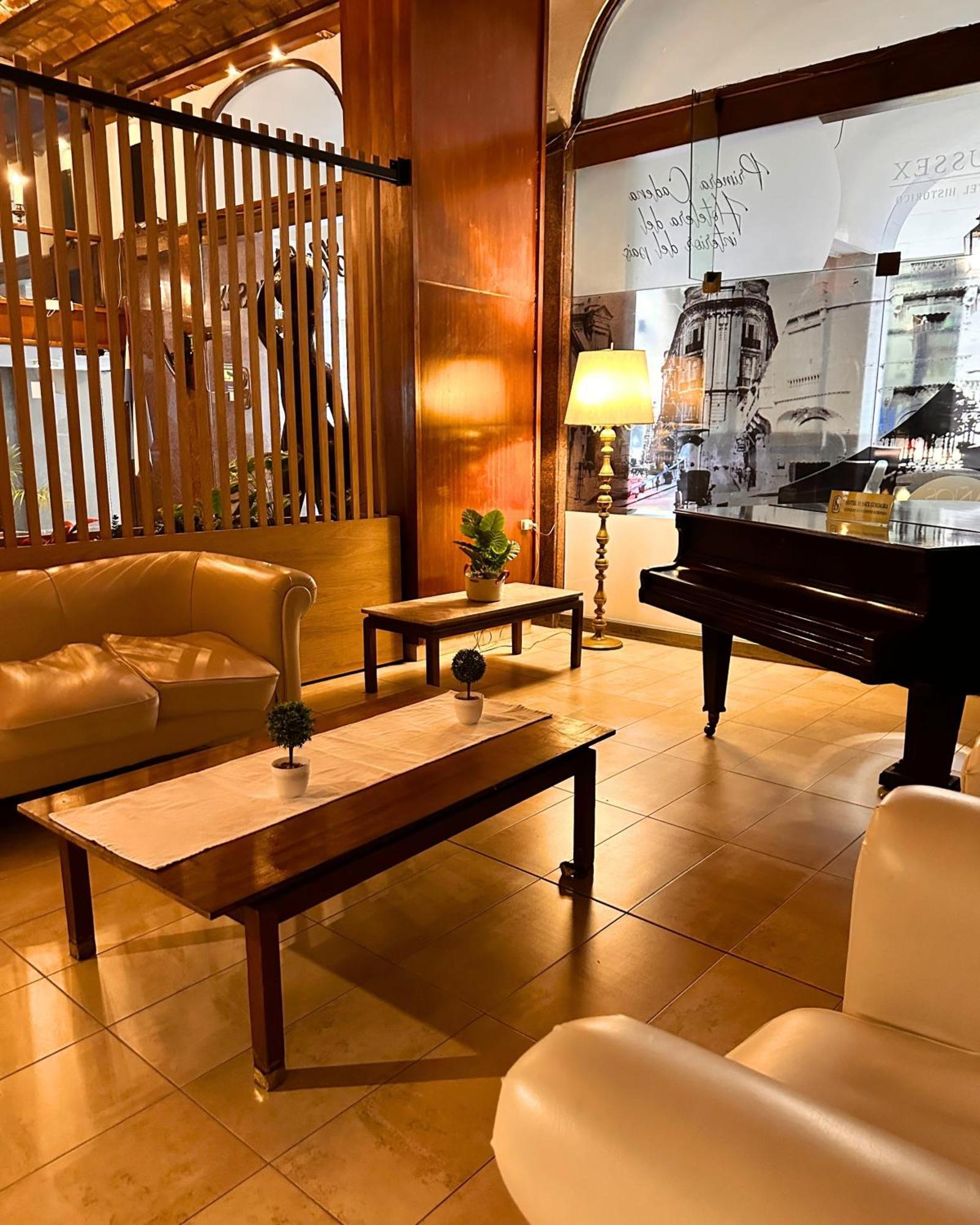Hotel Sussex คอร์โดบา ภายนอก รูปภาพ